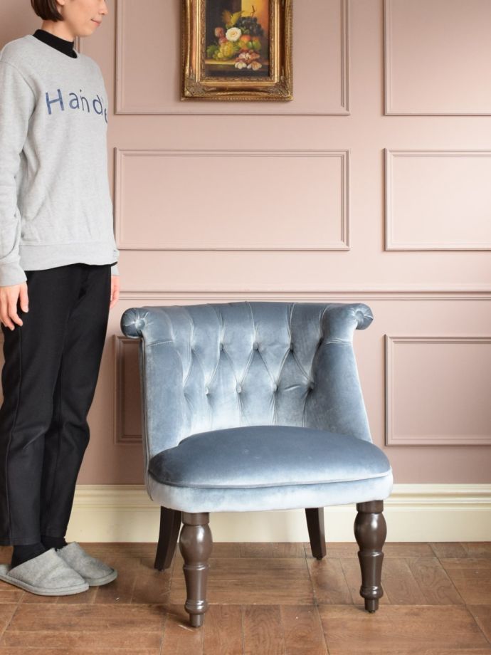 アンティーク調の1人掛けソファ