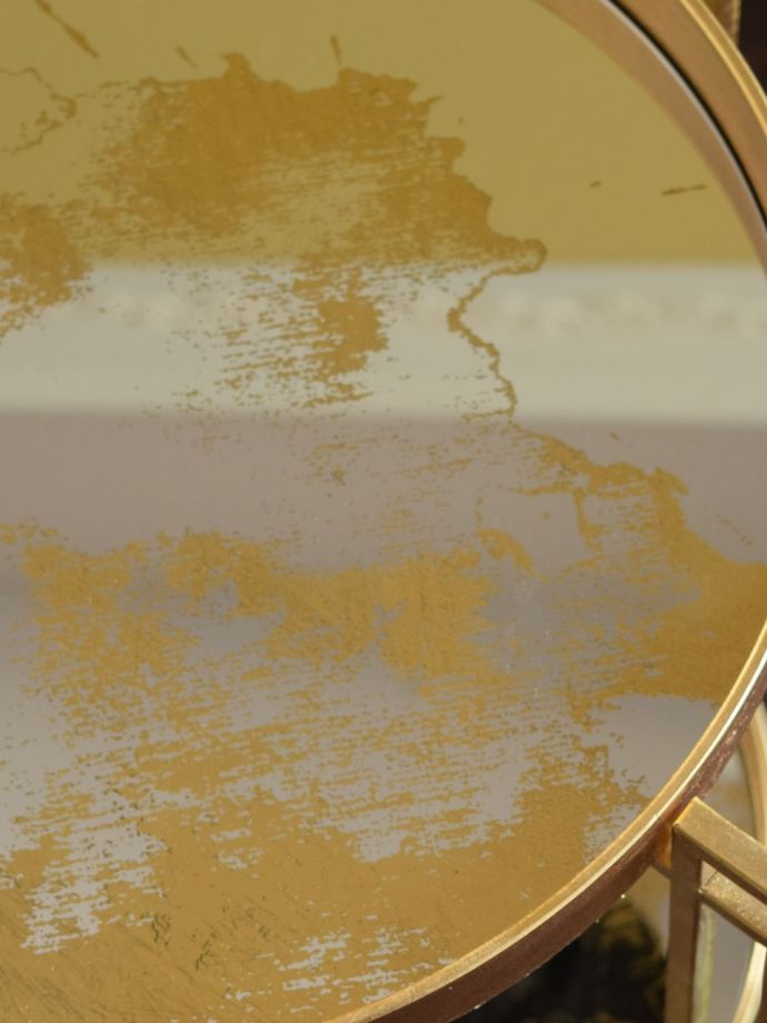 ワゴンに近づいてみると…