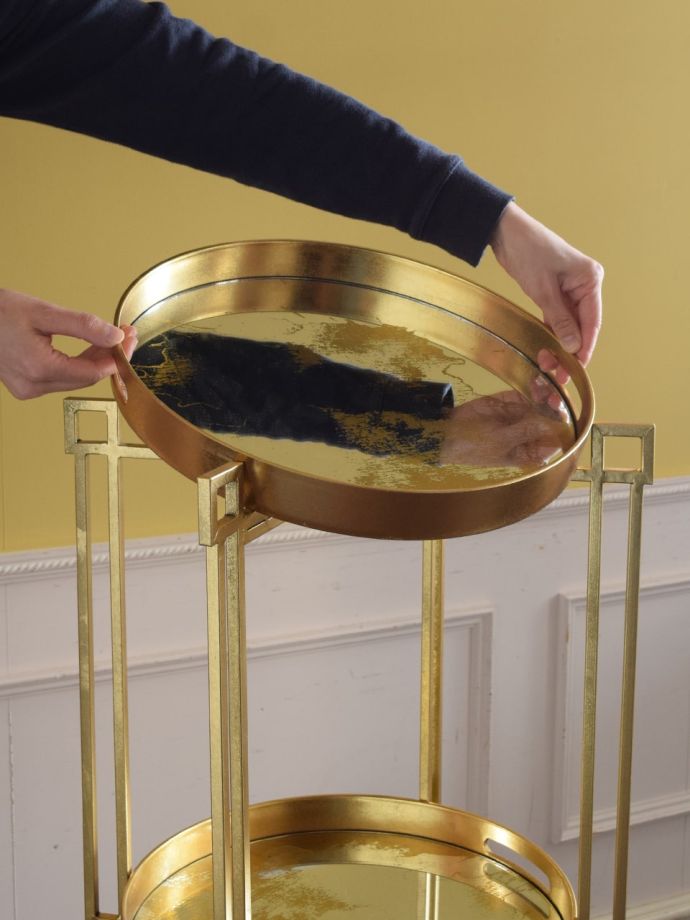 アンティーク調ワゴンのトレイ