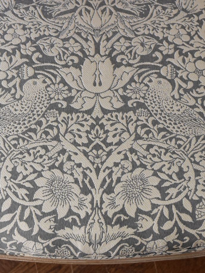 ウィリアムモリス風のデザイン