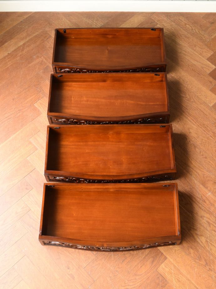 アンティーク風チェストの引き出し