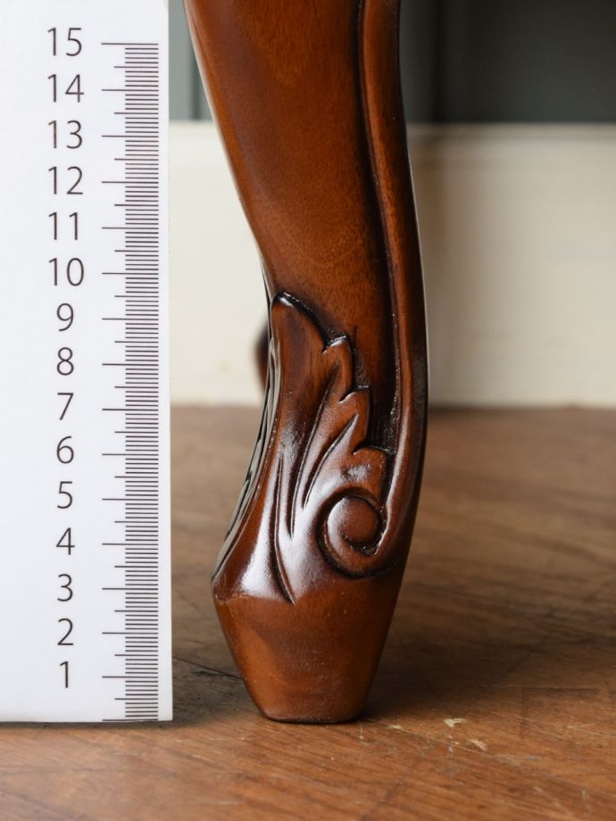 フレンチスタイルのおしゃれなチェスト、アンティーク調の4段引き出し