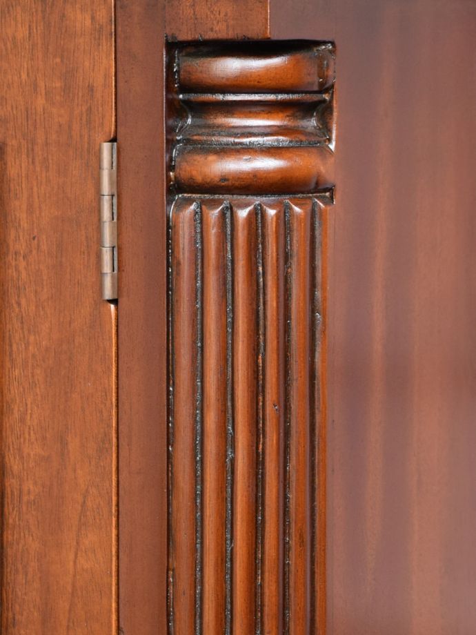 キャビネットの装飾