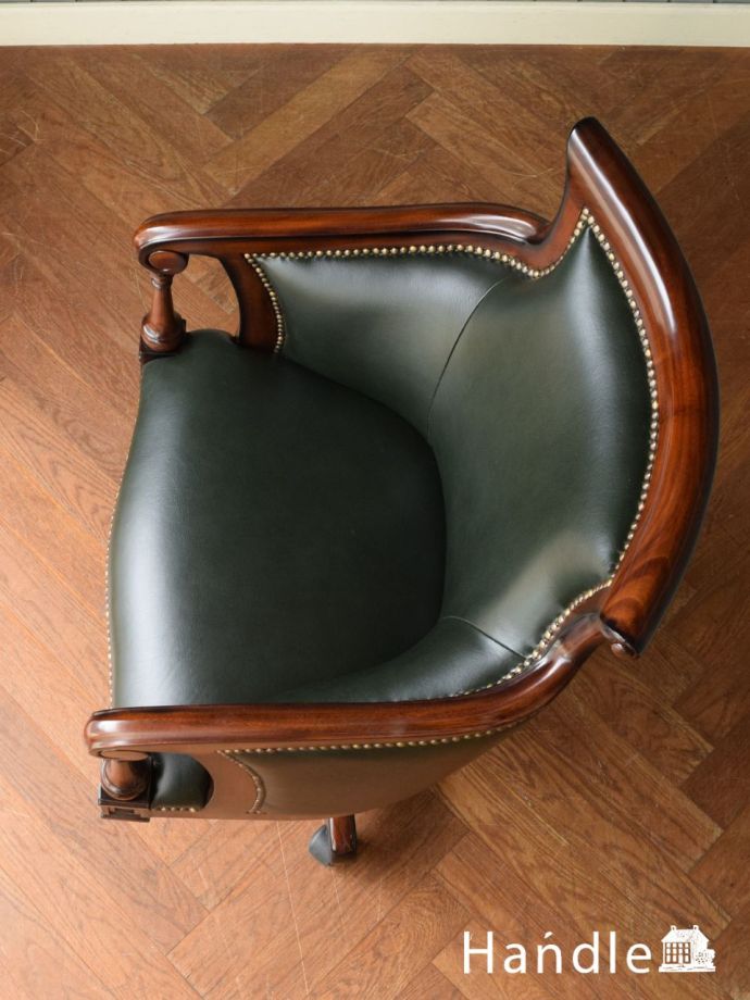 アンティーク調ソファの座面