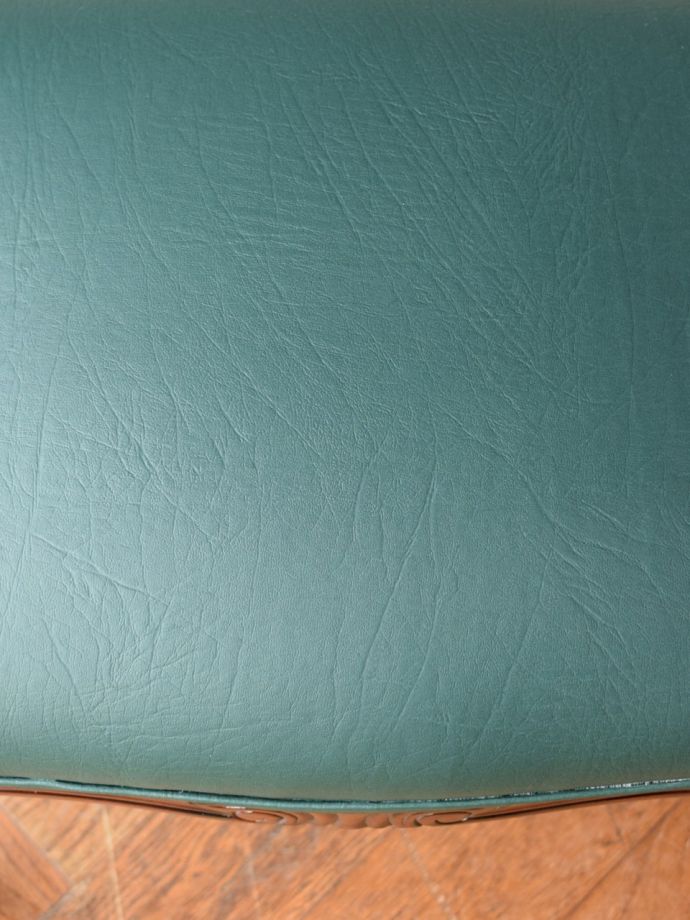 アンティーク調スツールの生地