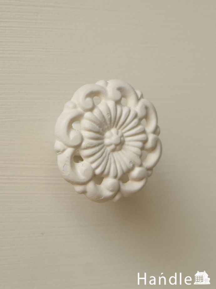 アンティーク風家具の取っ手