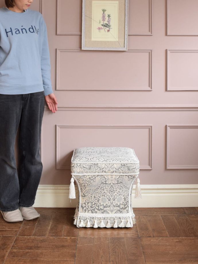 おしゃれなオットマン