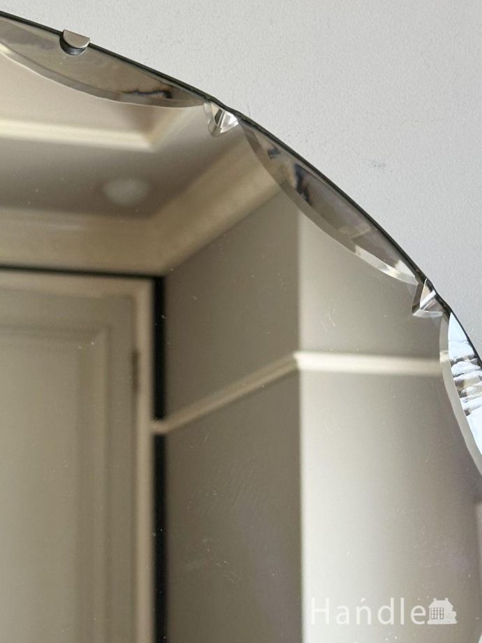 英国アンティークの美しい鏡