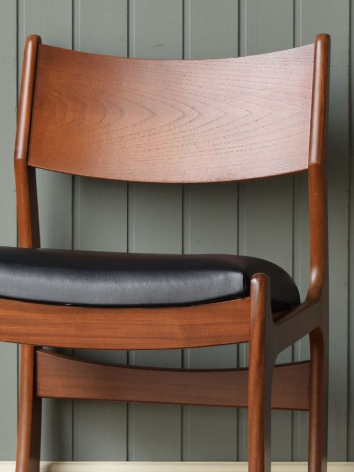 ビンテージの椅子