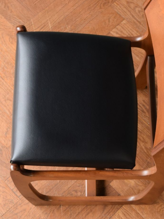 ビンテージチェアの座面