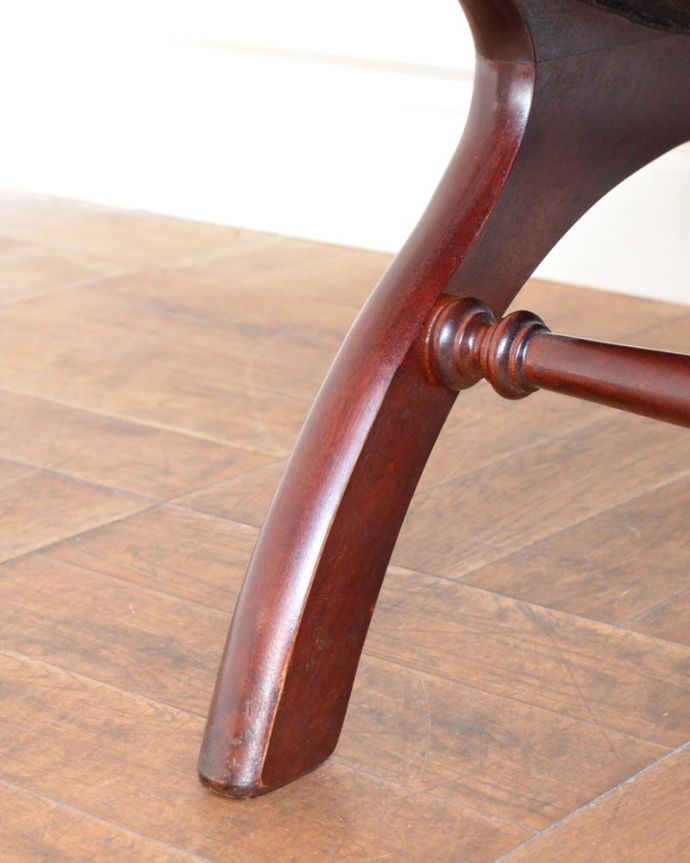 アンティーク椅子の脚