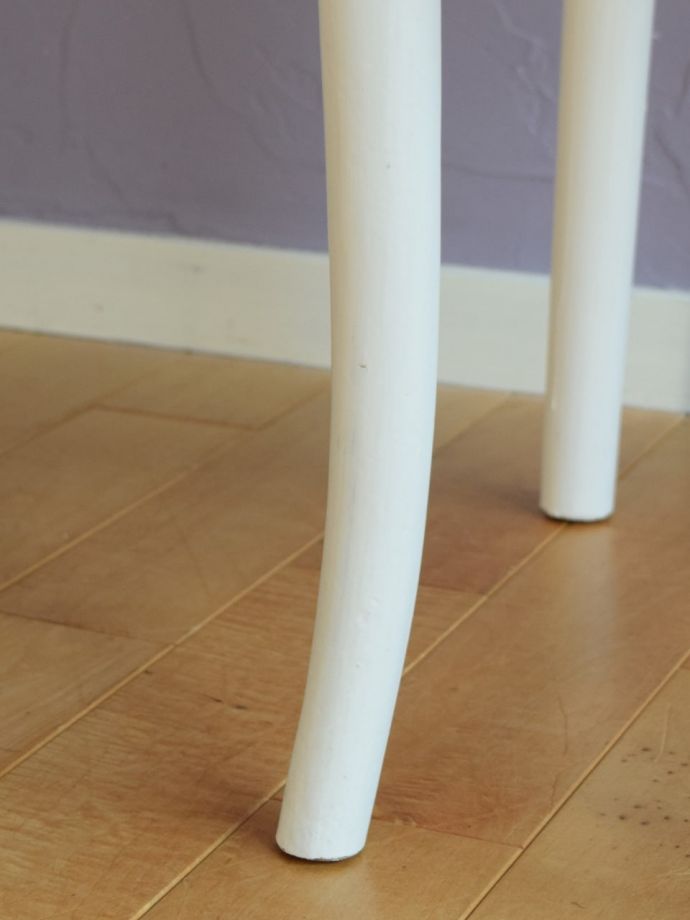 ベントウッドチェアの脚