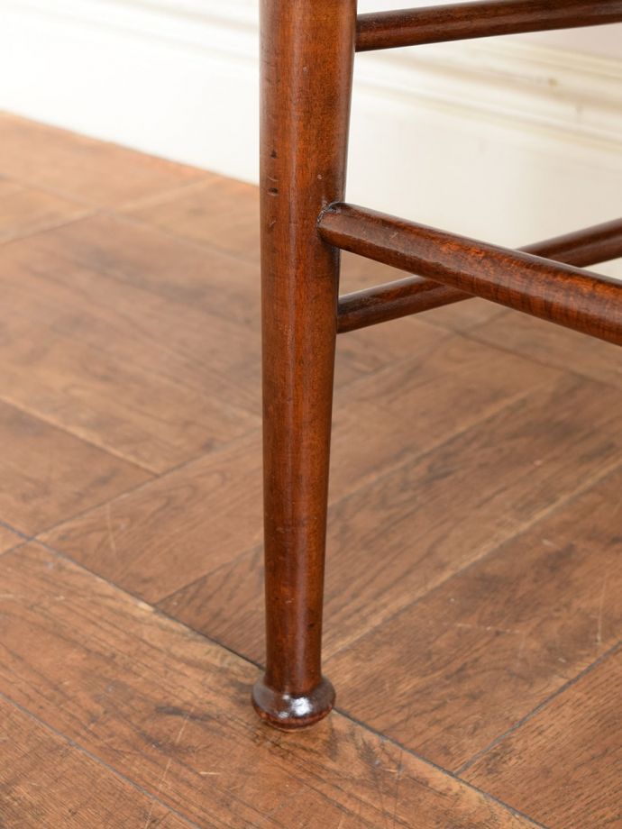 アンティーク椅子の脚