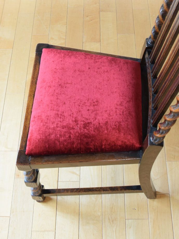 アンティークの椅子の座面