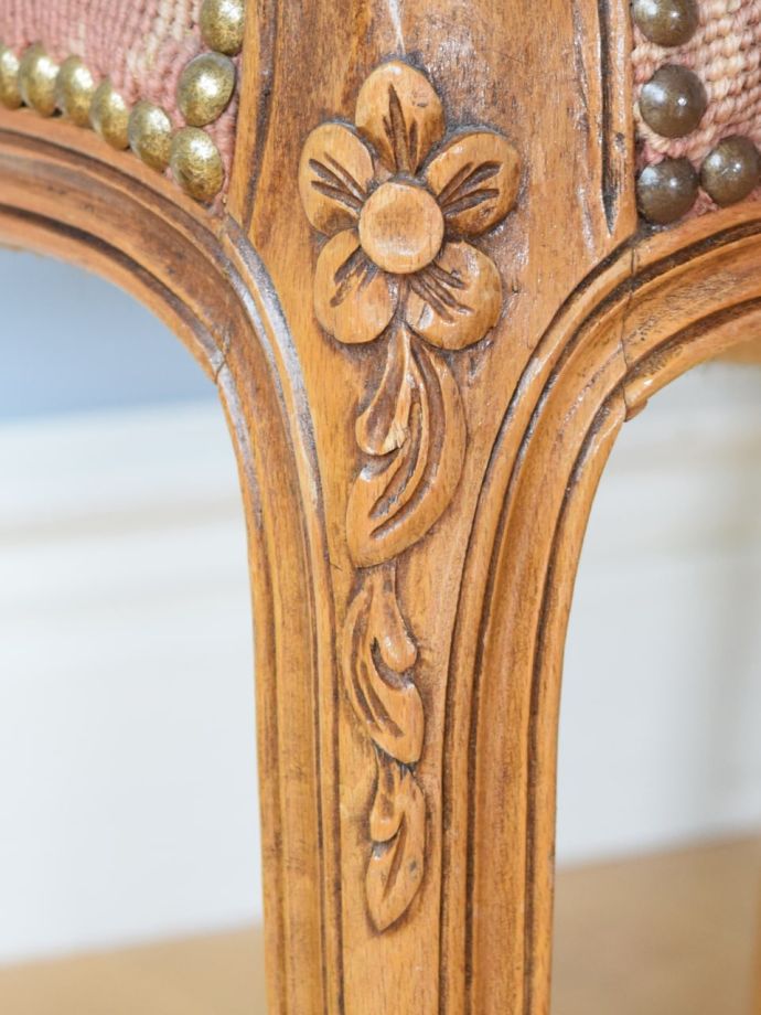 アンティークらしい装飾