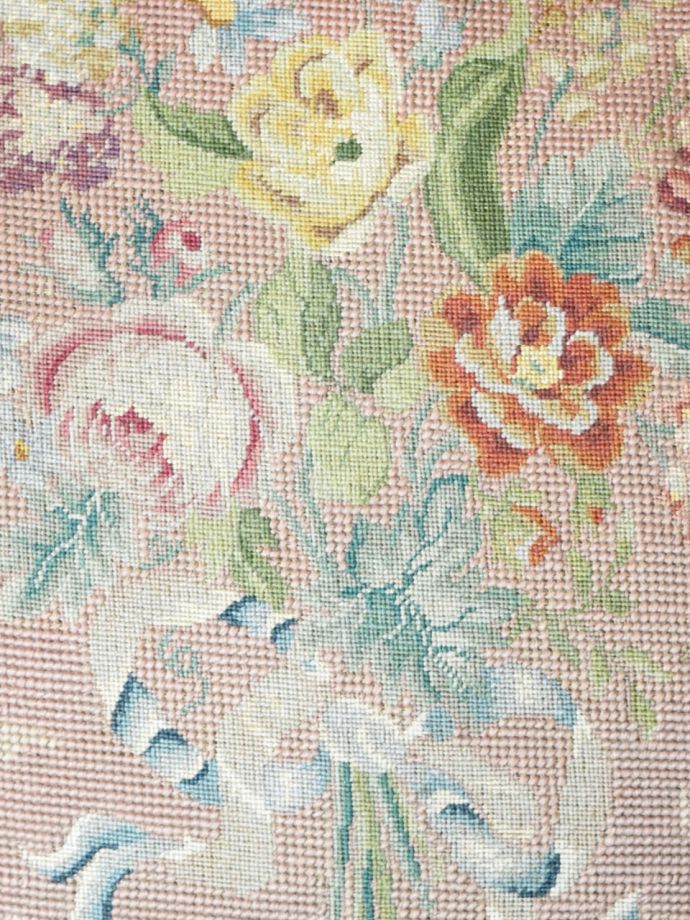 アンティークチェアの生地