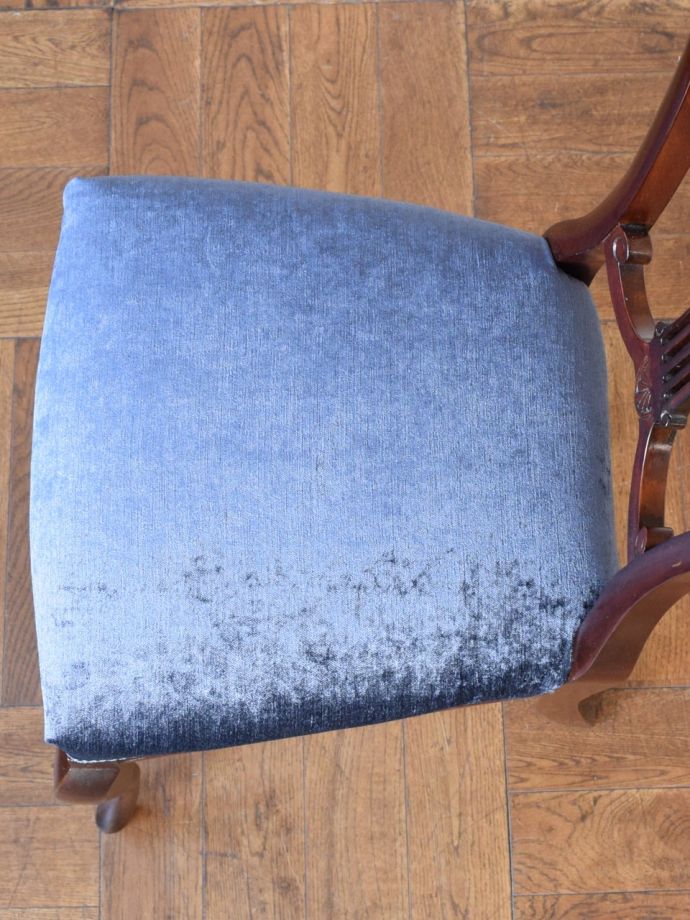 アンティークの椅子の座面