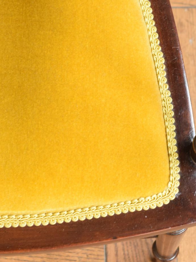 サロンチェアの座面の生地