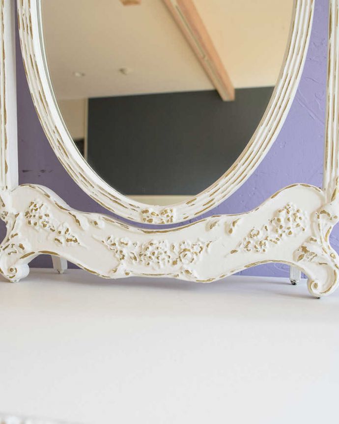 アンティークのドレッサー アンティーク家具 憧れの可愛いドレッシングテーブル(鏡台)、アンティークのフレンチインテリア。フランスらしく美しい彫見ているだけで優雅な気分になっちゃう彫。(z-090-f)