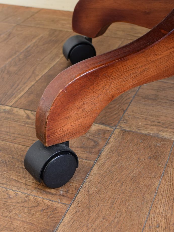 アンティーク椅子の脚