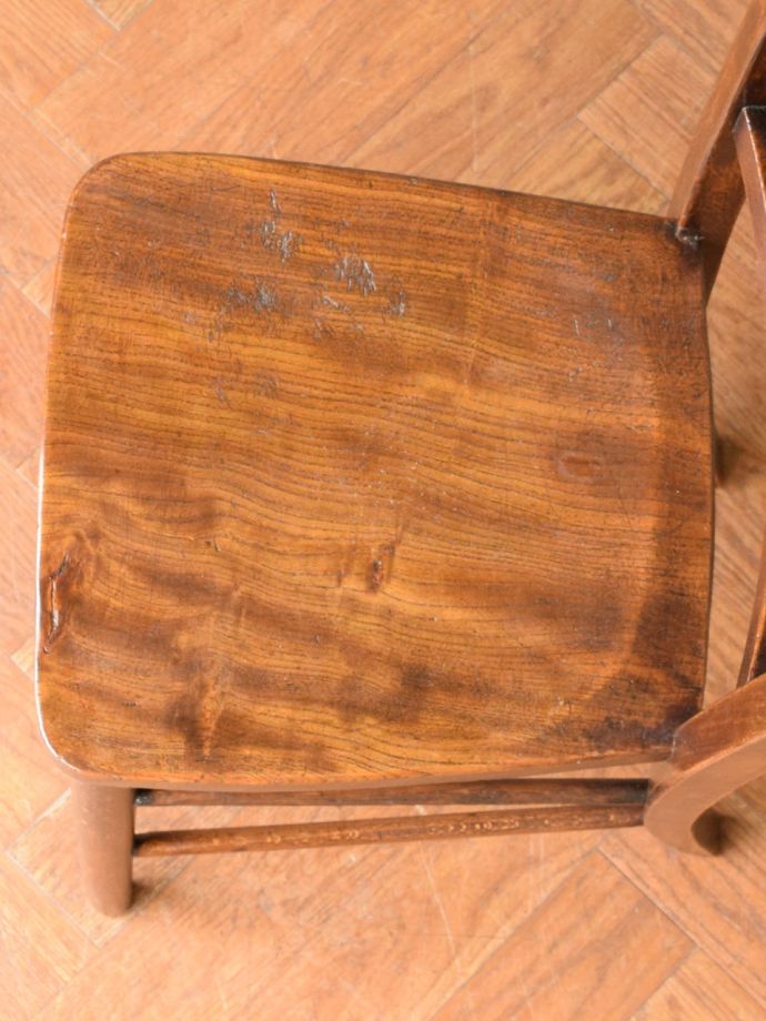 アンティークの椅子の座面