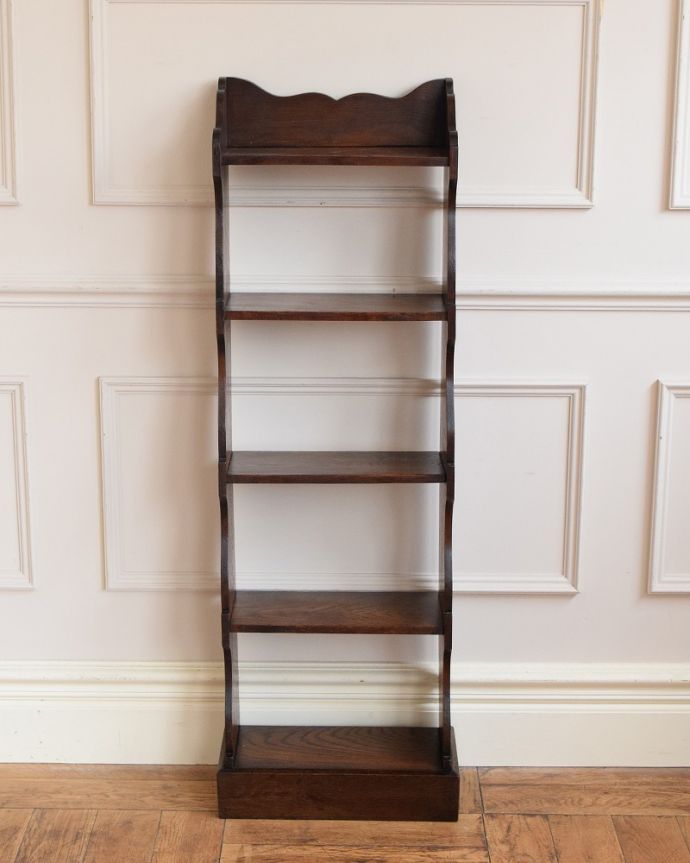 アンティーク家具 英国スタイルのアンティーク家具、オープンタイプのブックシェルフ(本棚)。色んな場所で大活躍リビング収納としてや、寝室や書斎の本棚として・・色んな場所でお使いいただけます。(z-101-f)