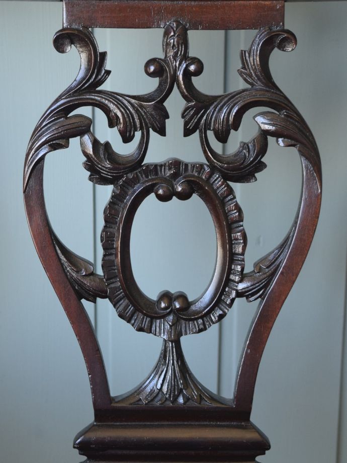 セティの華やかな装飾