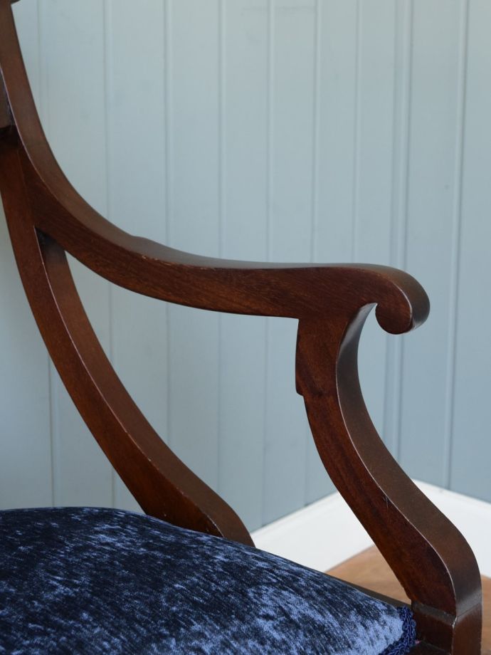 セティの肘掛け