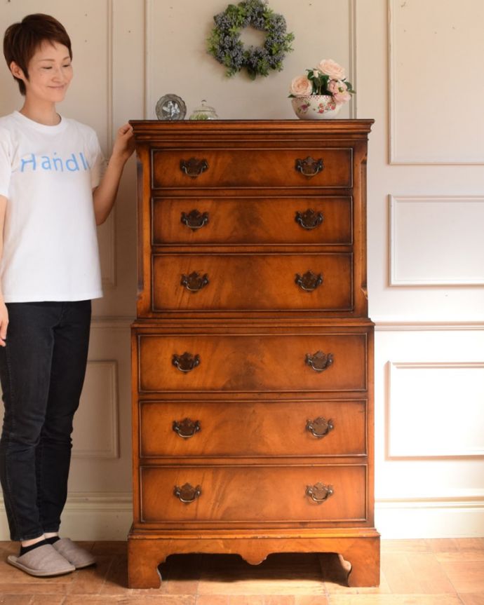 英国アンティークのチェスト