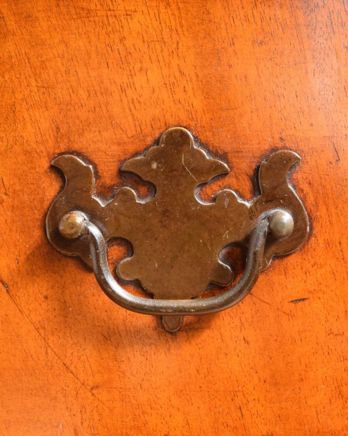 アンティークチェストの取っ手