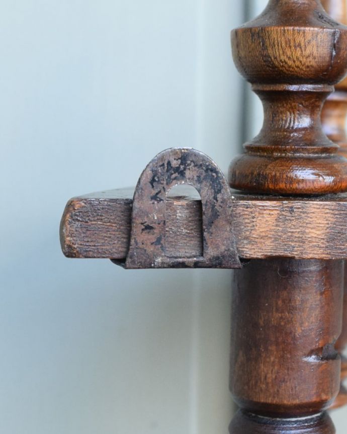 フランスアンティークの飾り棚、壁に付けて使えるウォールシェルフ(z