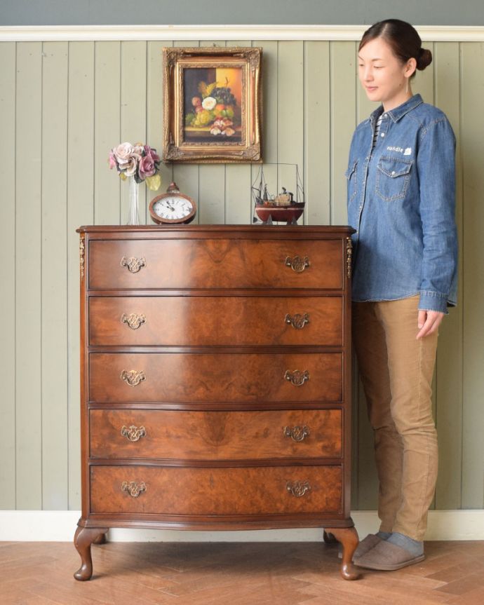 英国アンティークのチェスト