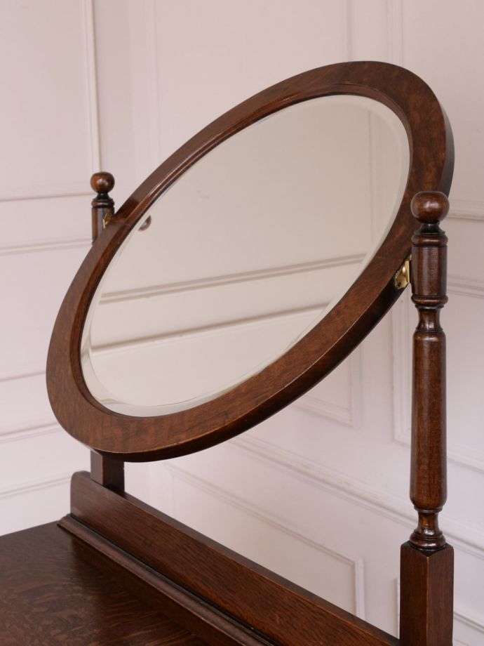 アンティークの鏡