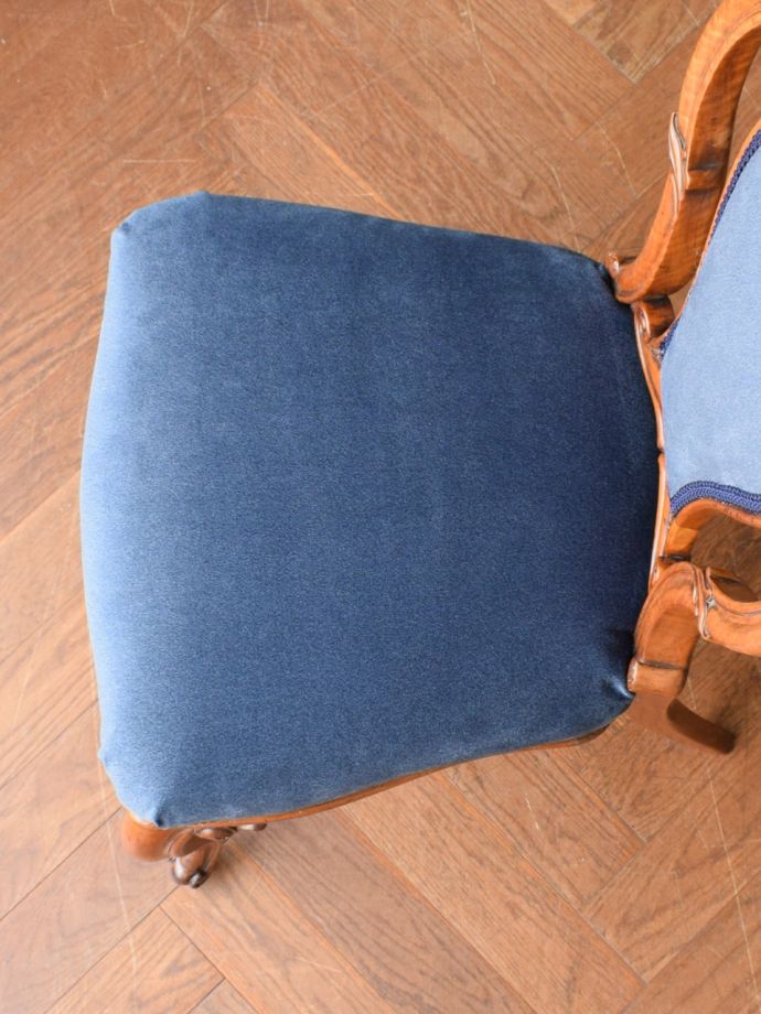 アンティークの椅子の座面