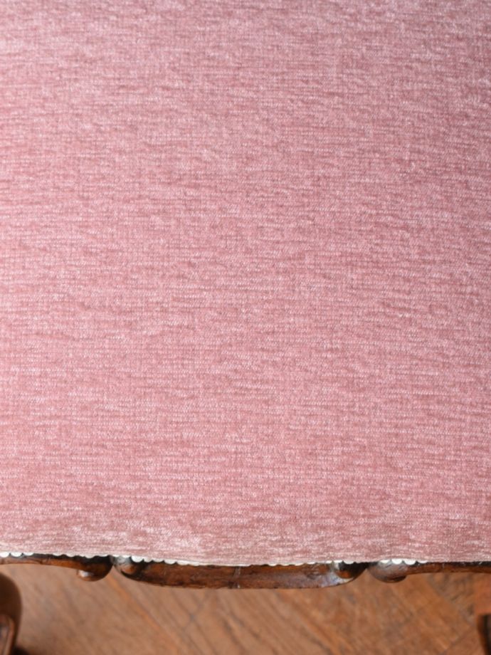 アンティークスツールの生地