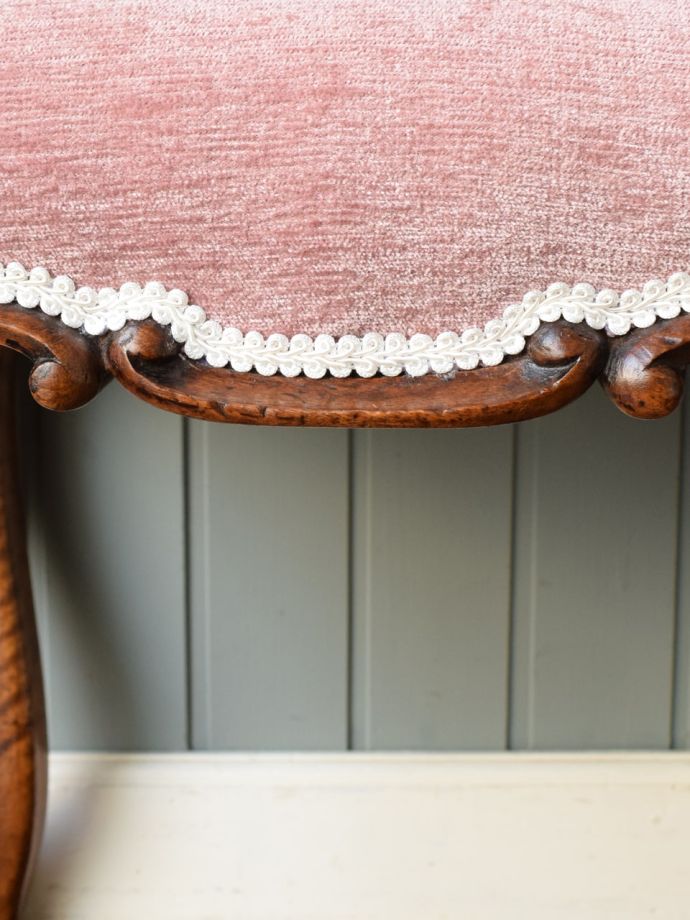 アンティークチェアの装飾