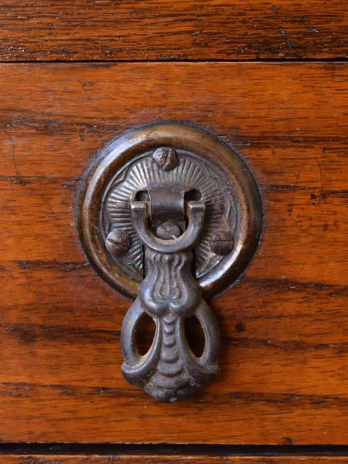 アンティークワゴンの取っ手