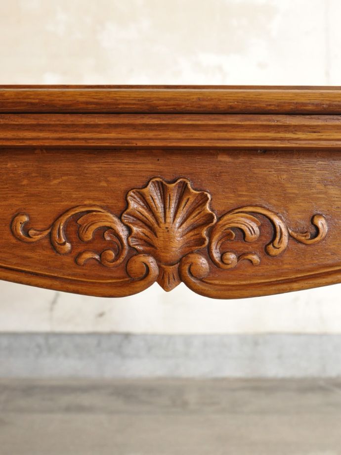 フランスらしい優美な装飾