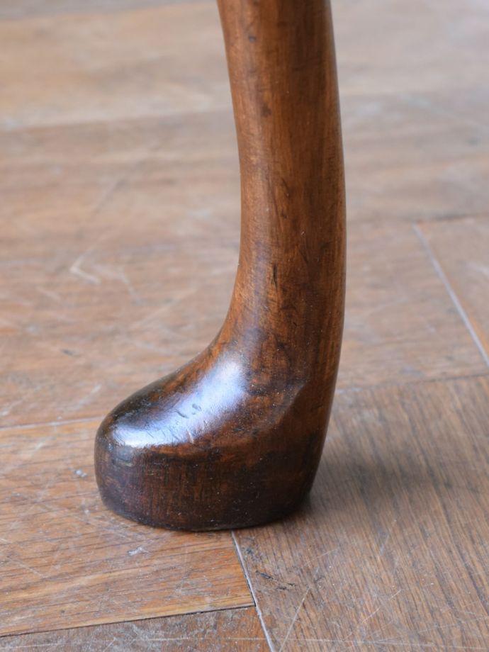 アンティークデスクの脚