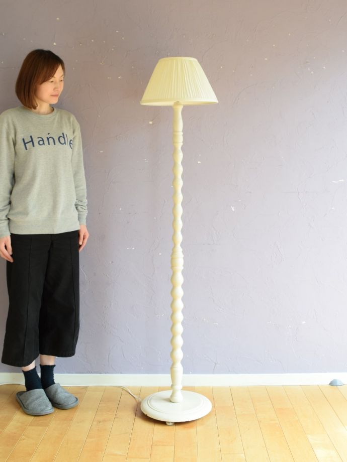 アンティークの照明、フロアランプ