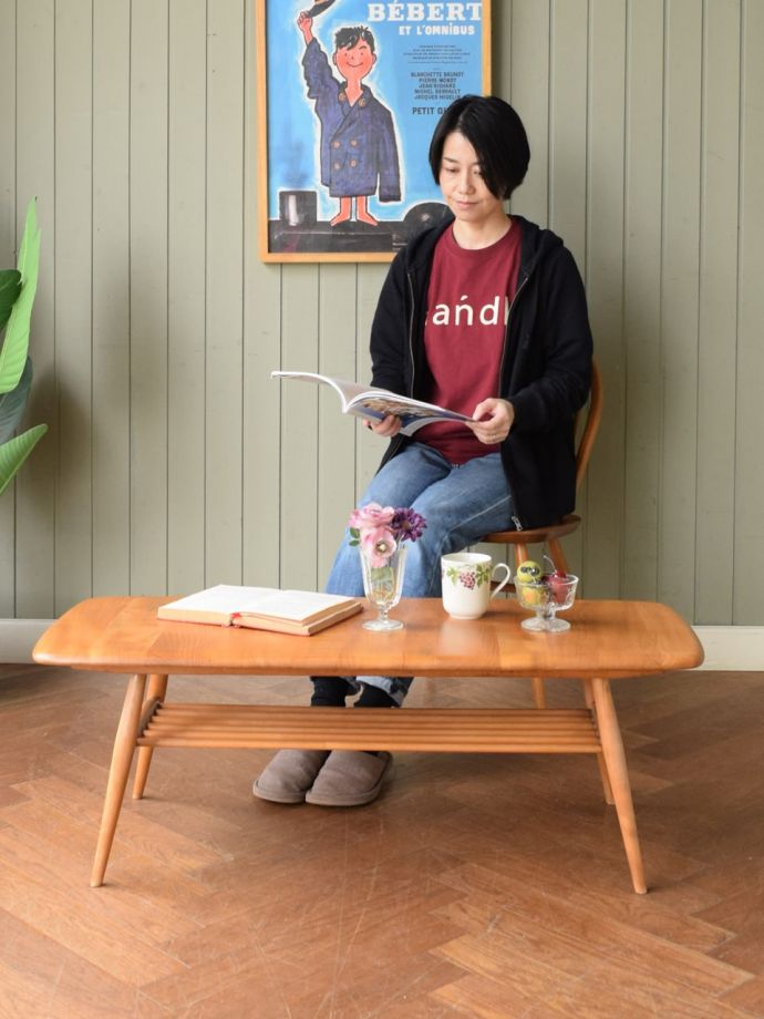 アーコールのコーヒーテーブル