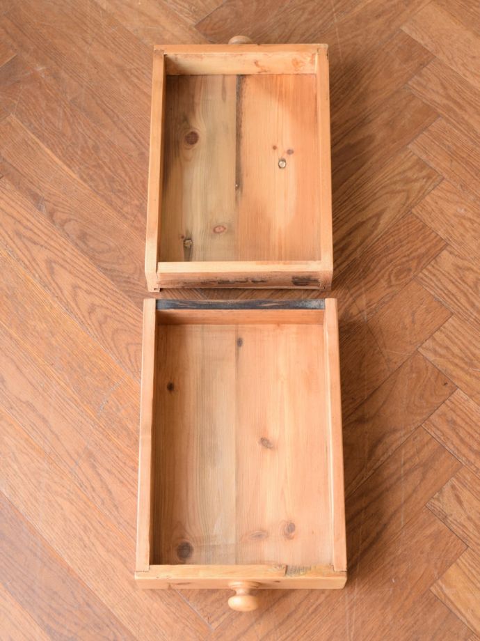 テーブルの引き出し