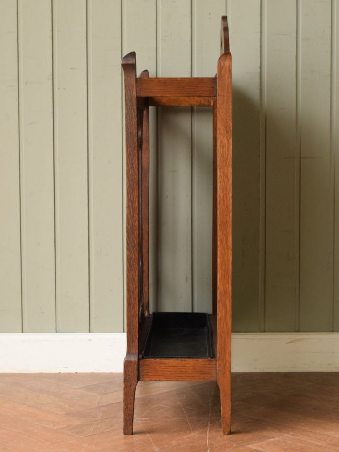 ステッキスタンドの側面