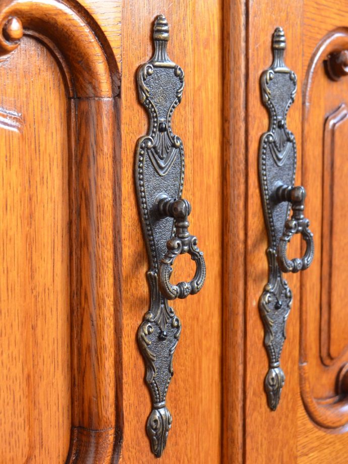 アンティーク家具の取っ手