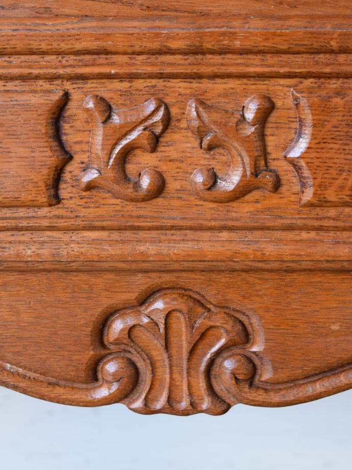 サイドボードの装飾