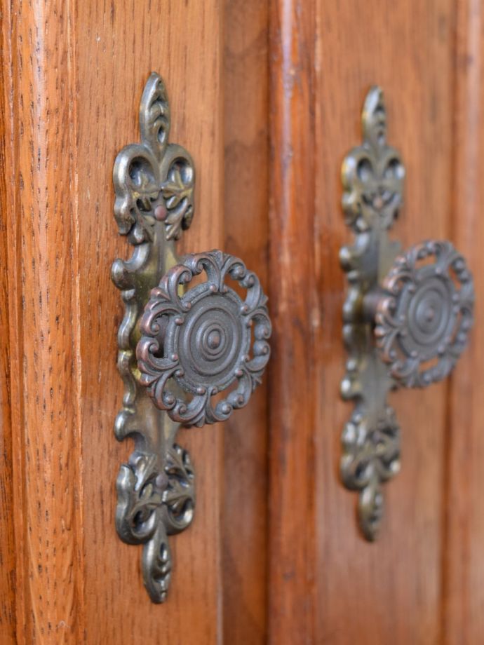 アンティーク家具の取っ手