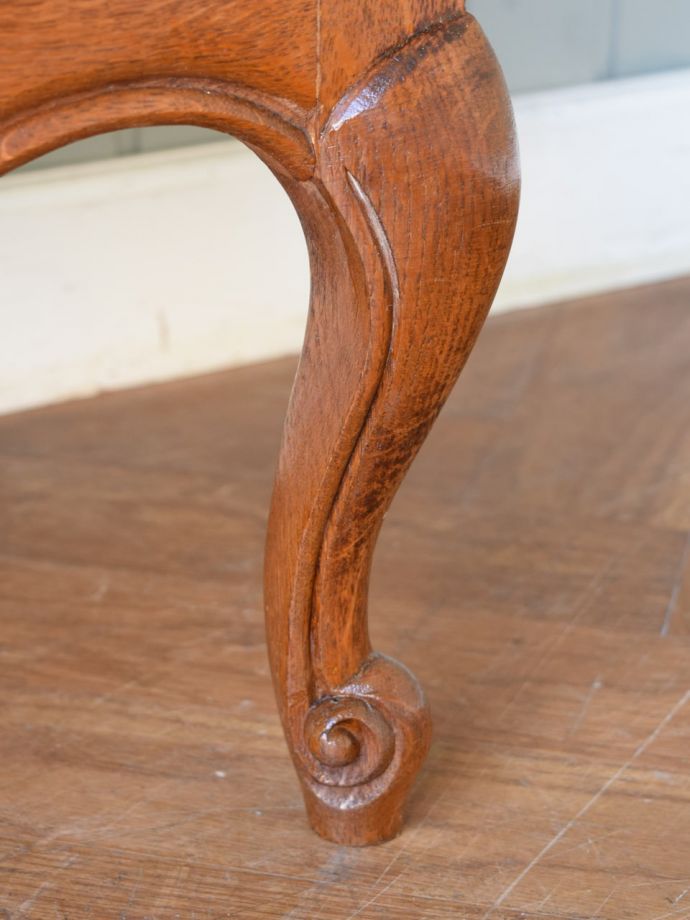 アンティーク家具の脚