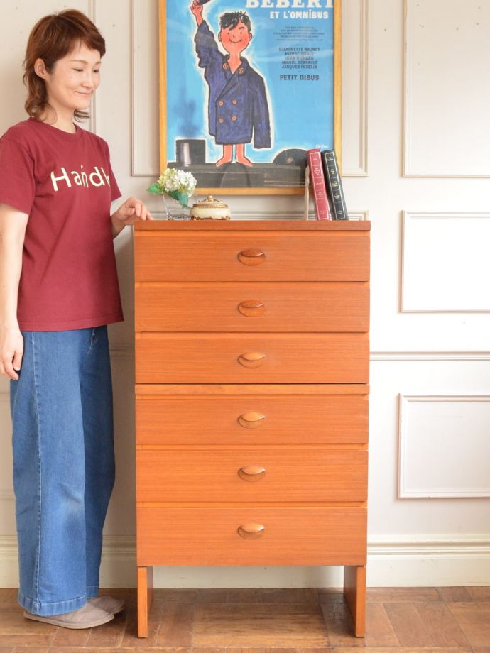 ビンテージのおしゃれなチェスト