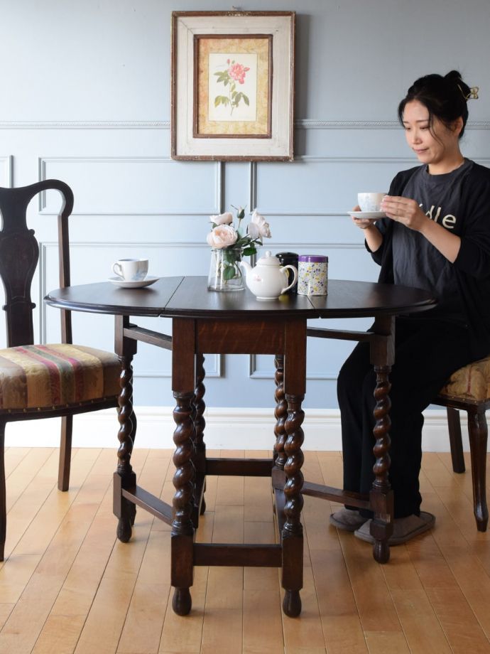 アンティークのゲートレッグテーブル