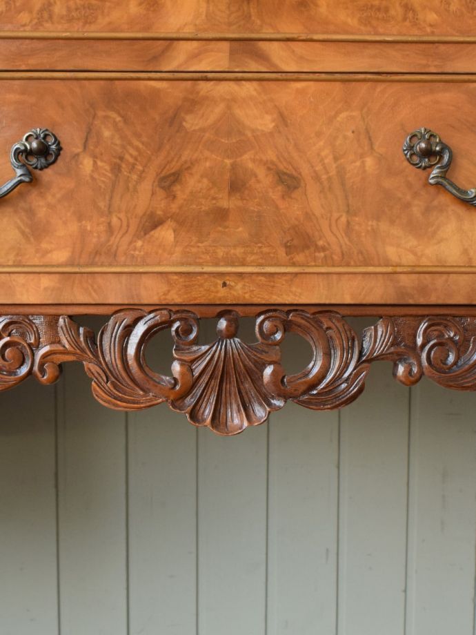 サイドボードの装飾